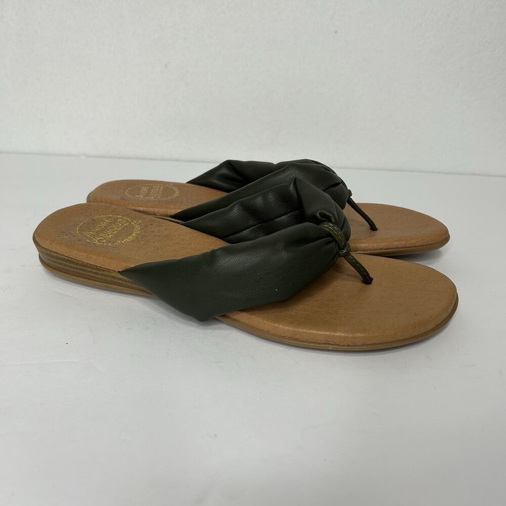 Andre Assous Women's Nuya Flat Thong Sandal Size 9 Green Puffer Padded Spain